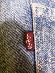 🧿 Levi's Denim Capry- Just For ₹299/-