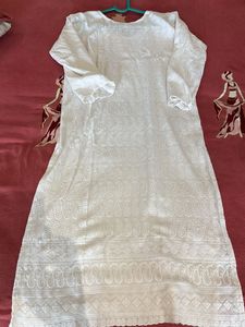 Elegant White Chikankari Kurta