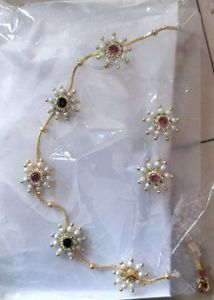 Elegant Red Stone Pendant Set