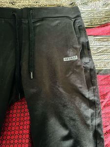 Women’s Black Gym Leggings – Soft, Stretchable &amp; C