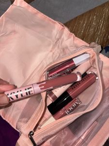 Kylie Lipstick- 808