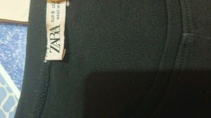 Good Condition ZARA Top. Black Crop