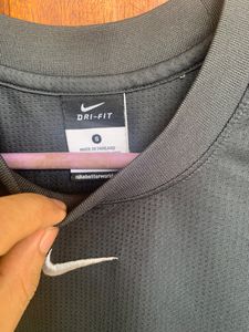 Nike Half Shirt