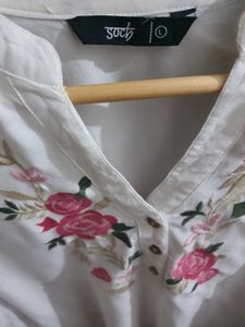 Embroidered White Kurta