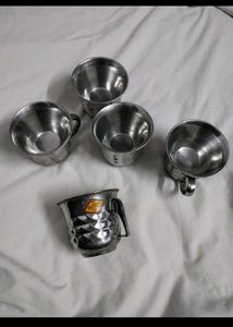 Set of 5 stainless steel cups