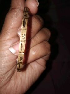 Single  Kada