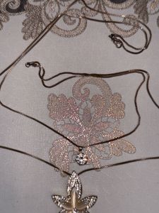 Elegant double chain Flower Pendant Necklace