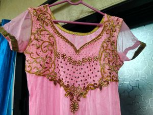 Mesmerising DisneyPrincess gown Price drop