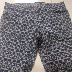 Women's Floral Denim In Good Condition