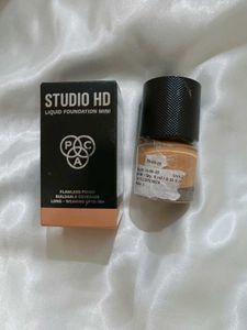 PAC Studio HD Liquid Foundation