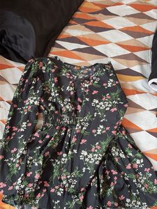 Floral Print Long Sleeve Top