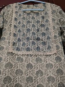 Elegant Floral Print Kurta Set