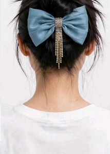 Elegant Bow Hair Clip with Rhinestones