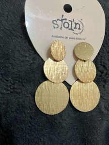 Chic Gold Tone Disc Drop Earrings