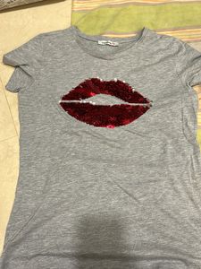 lip tshirt