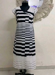 Monochrome Striped textured Dress