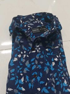 HANG UP Men's Blue Floral Shirt