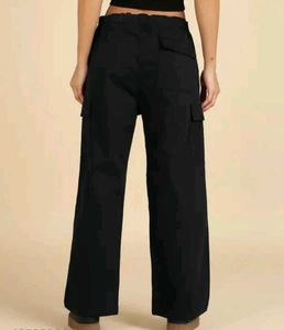 🚫LIMITED 🤝 WOMEN STYLISH BLACK  LOOSE FIT CARGO.