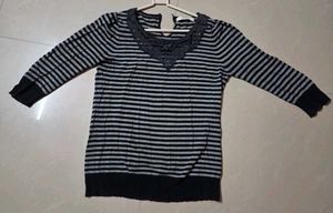 Striped V-Neck Long Sleeve Top