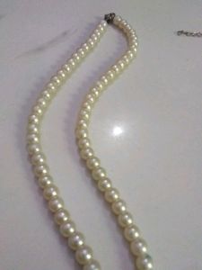 Beautiful White Pearls Necklace ❤️