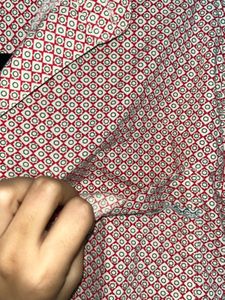 unisex Pink Geometric Print Short Sleeve Shirt