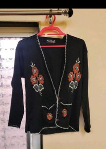Chic Black Cardigan 😍