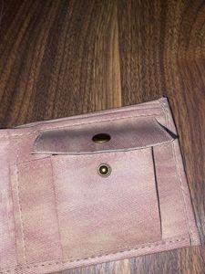 Stylish Pink Bi-fold Wallet