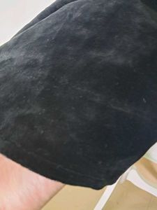Chic Velvet Pencil Skirt Outfit
