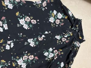Chic Floral Print Button-Up Top