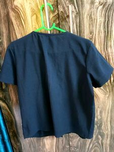 Chic Navy V-Neck Button-Up Top