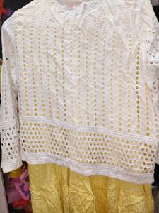 Beautiful Kurti With Chicken Koti