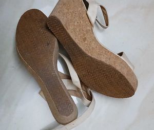 Women's Cream Strappy Block Heels - UK 40