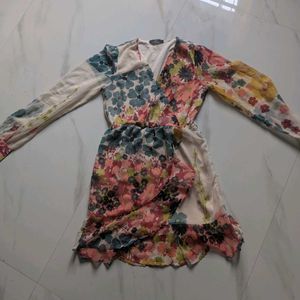 Cream floral Top