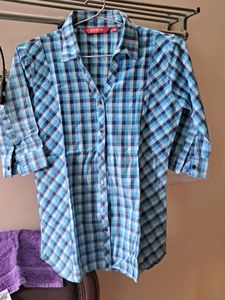 Pre-loved, Juliet, Sky Blue Checked Shirt