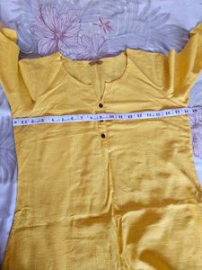 Aurelia Haldi Kurti