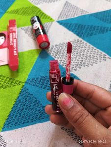 ELLE 18 makeup kit
