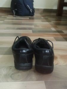 clean black school shoe new one not used size 8