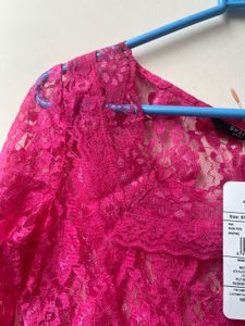 Vibrant Pink beautiful Lace Crop Top never use tot