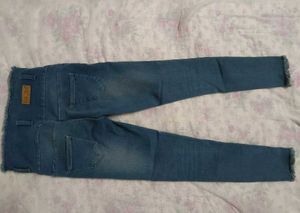 Distressed Skinny Fit Jeans pack of 2 💯