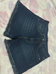 Y2k Distressed Denim Shorts