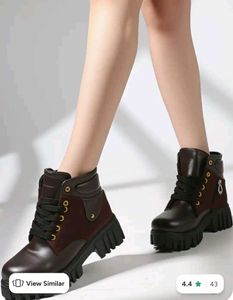 Stylish Women's Boots