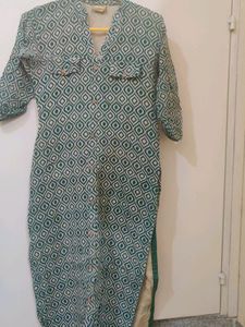 GreenCream Mandrain Top With Teal Green Bottom