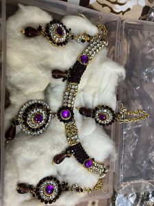 Magenta Jewellery Set With Mangtikaa Offer