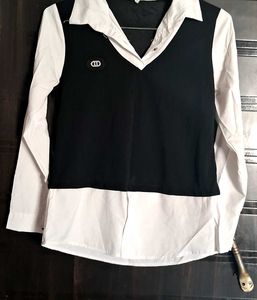 Chic Black top
