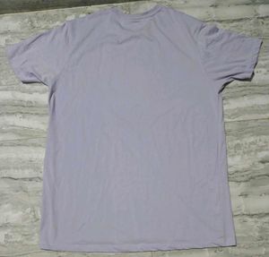 Roundneck tshirt