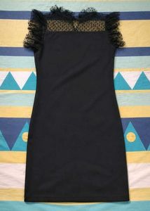 Elegant Black Dress with Lace Detail