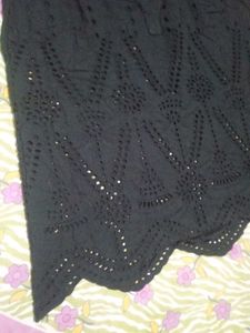 Chic Black Eyelet Sleeveless Top