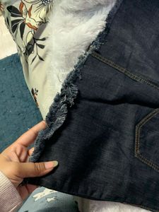 Chic Dark Wash Denim Mini Skirt