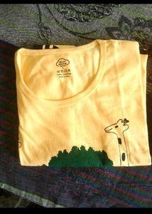 (fixed price)Bundle of 3 Graphic T-Shirts