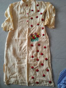 Cream Kurta with Rose Embroidery